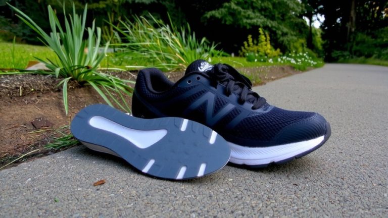 best shoes for flat feet