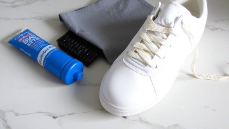 best sneaker cleaner choice