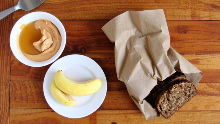 peanut butter banana toast