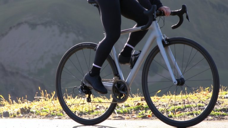 pedaling efficiency knee relief